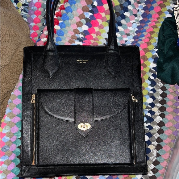 henri bendel Handbags - Henry Bendel -  Black Leather laptop Tote